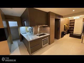 Sai Ying Pun - Golden Phoenix Court 03