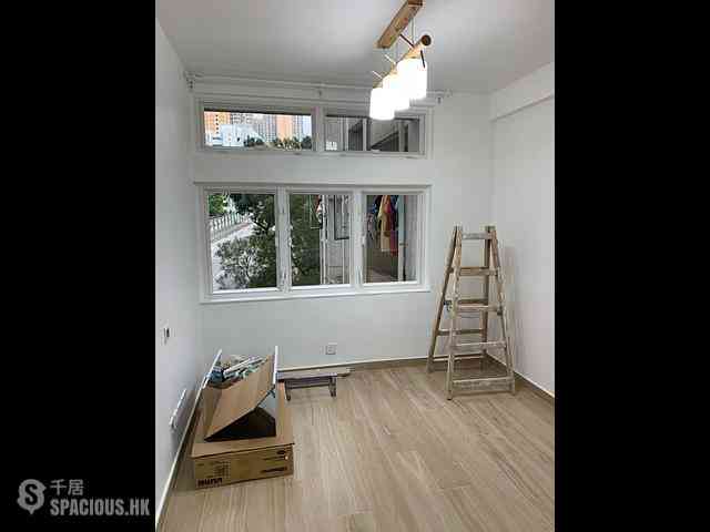 Kwai Chung - Sun Kwai Hing Gardens Block A 05
