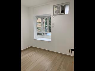 Kwai Chung - Sun Kwai Hing Gardens Block A 06