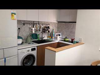 Kwai Chung - Sun Kwai Hing Gardens Block A 09