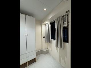Wan Chai - Sun Hey Mansion 02