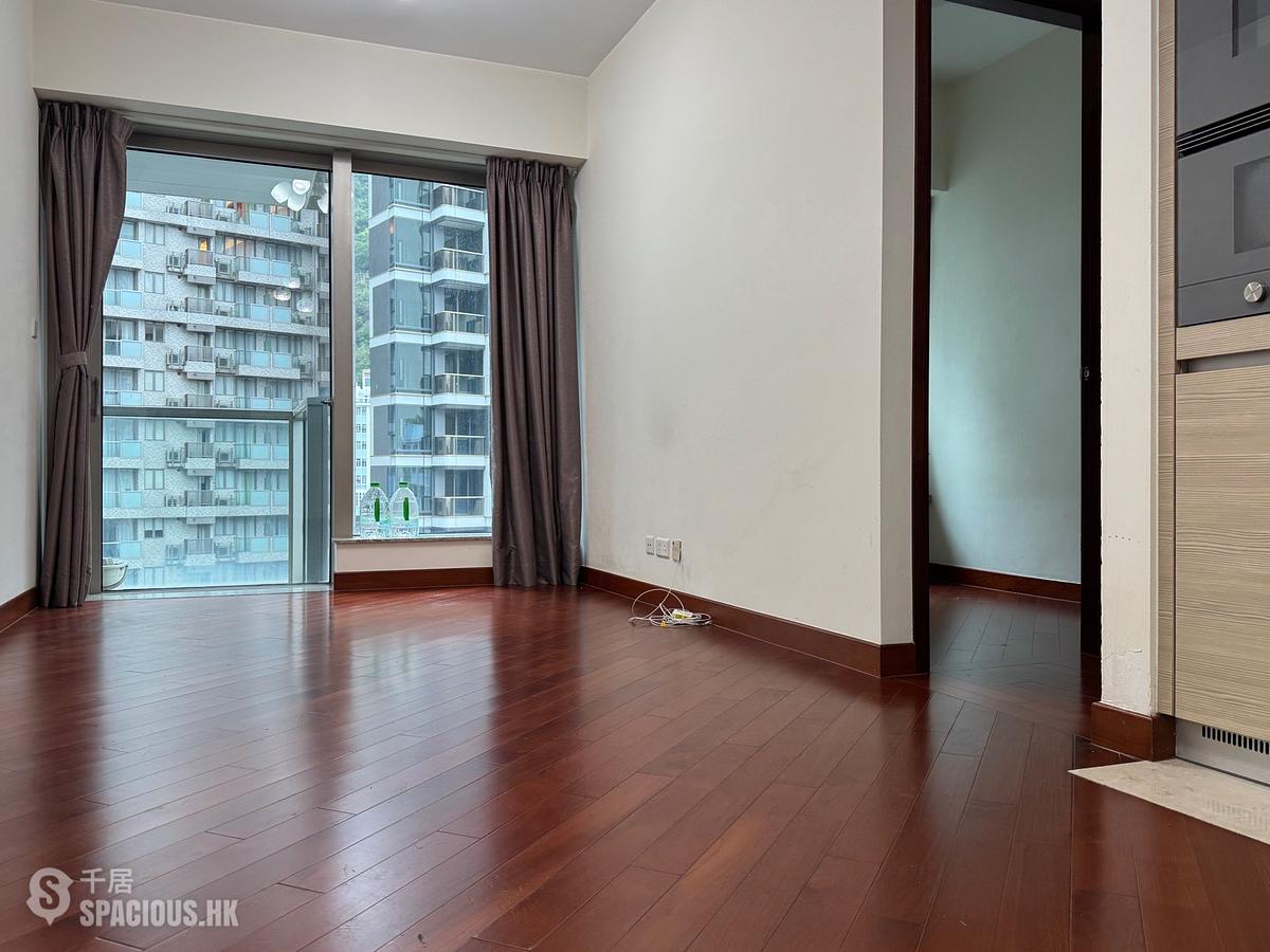 Wan Chai - The Avenue Phase 1 01