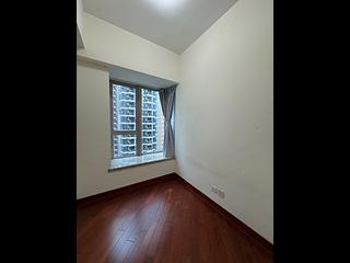 Wan Chai - The Avenue Phase 1 03