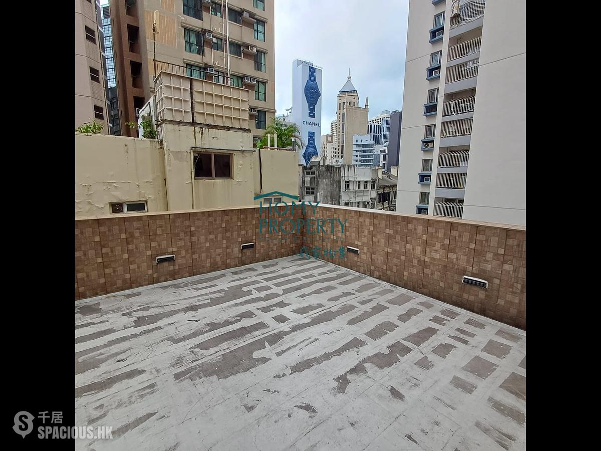 Soho - 14, Shelley Street 01
