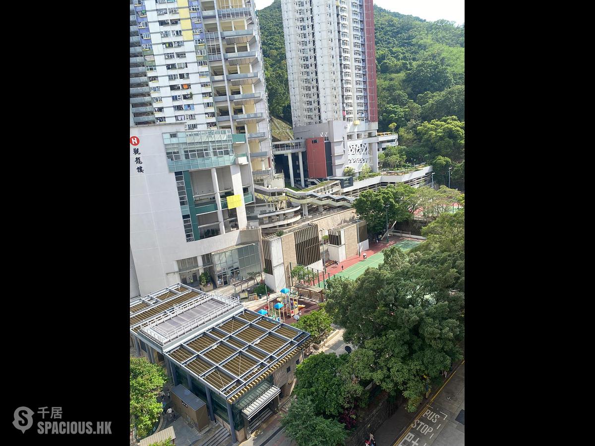 Kennedy Town - Luen Tak Apartments 01
