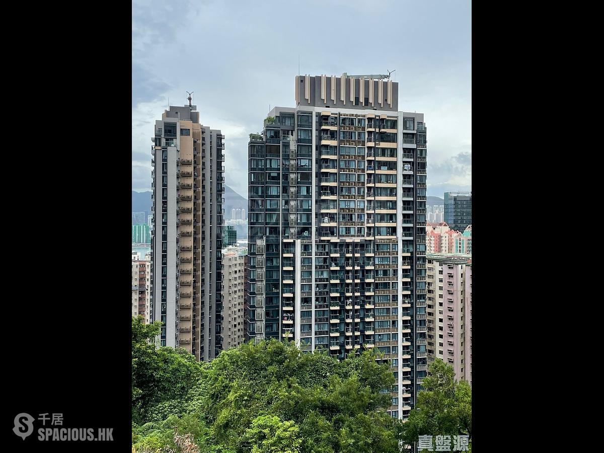 North Point - Fleur Pavilia Tower 1 01
