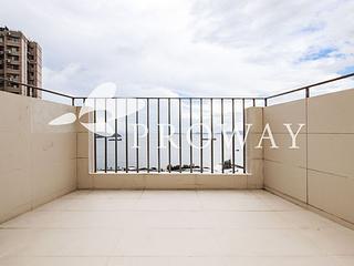Pok Fu Lam - Baguio Villa Block 36 03