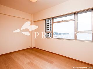 Pok Fu Lam - Baguio Villa Block 36 08