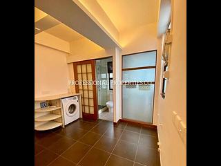 Sai Ying Pun - Tak Yan Building 09