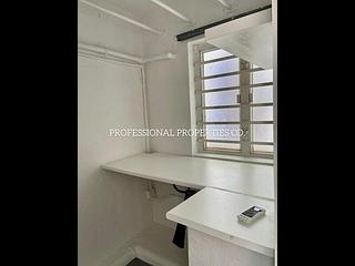Sai Ying Pun - Tak Yan Building 17