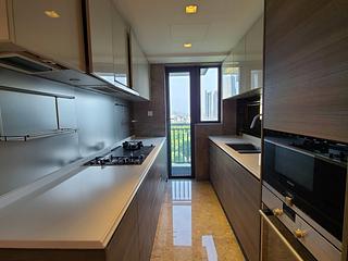 Kowloon Tong - Parc Inverness Block 5 04