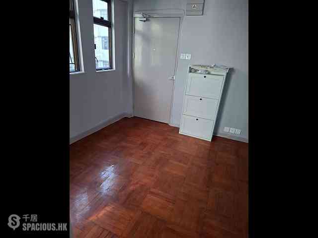 Poho - 176-178, Hollywood Road 06