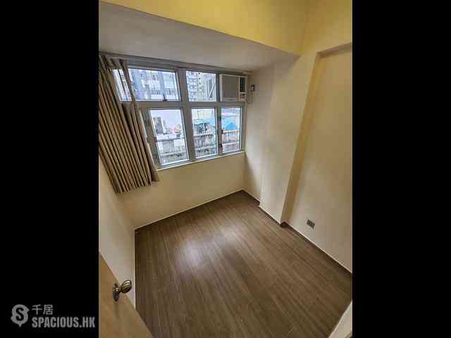 Sai Ying Pun - Wing Fong Mansion 07