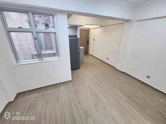 Sai Ying Pun - Wing Fong Mansion 12