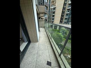Tseung Kwan O - The Wings IIIB 02
