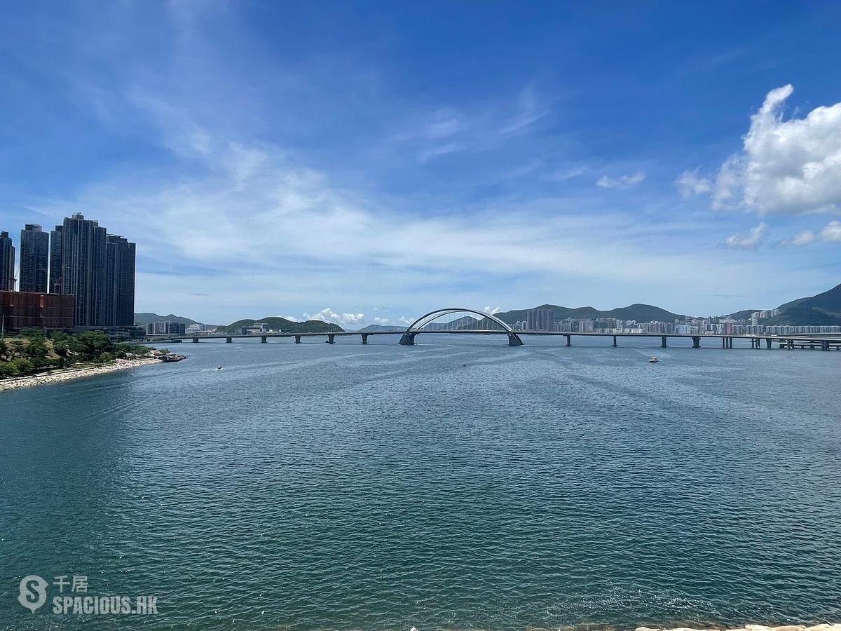 Tseung Kwan O - Monterey 01