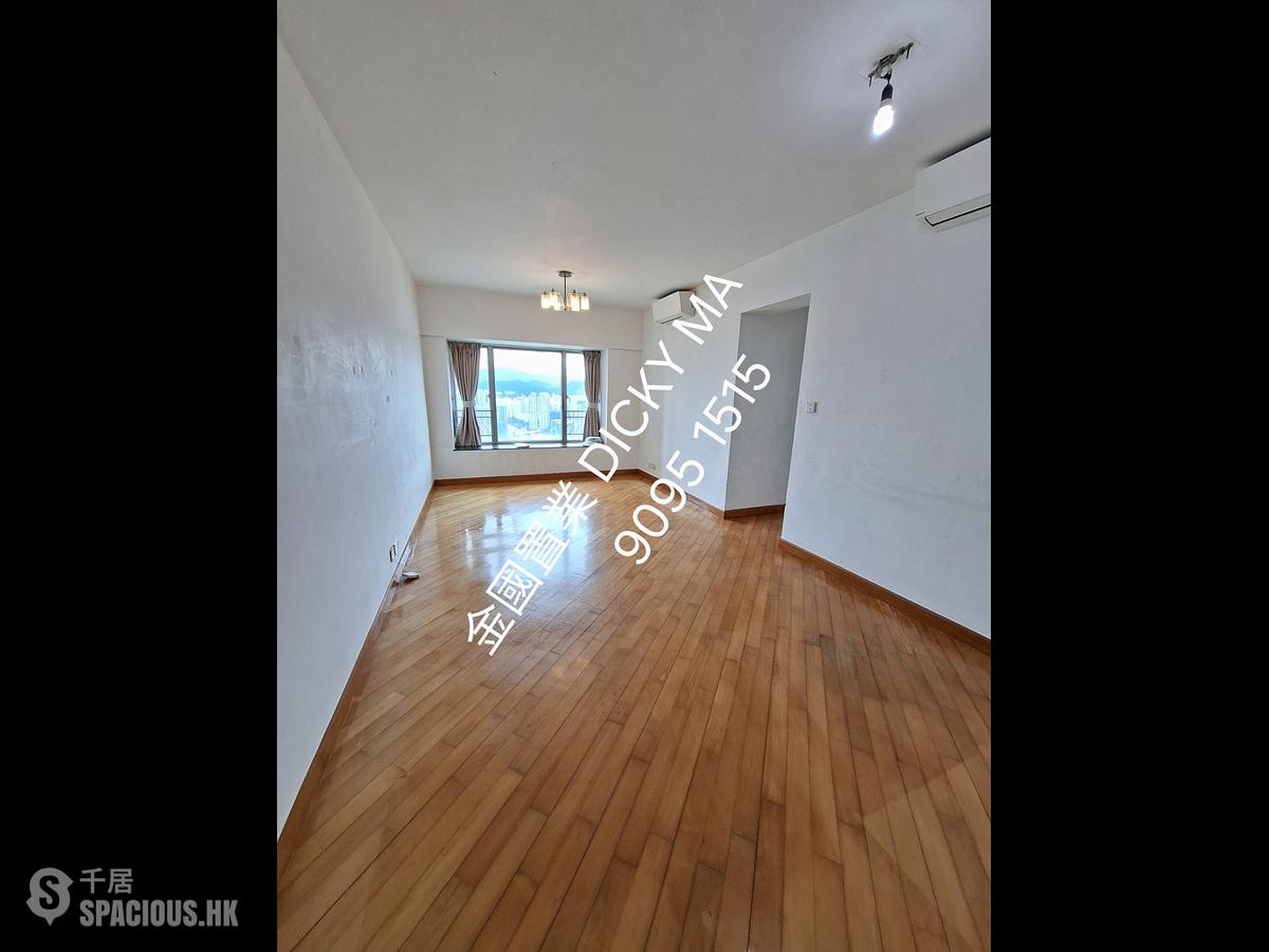 West Kowloon - Sorrento 01