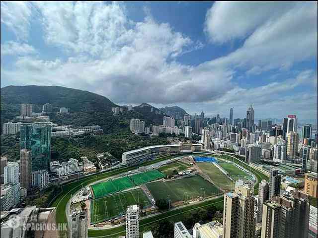 Happy Valley - Broadwood Twelve 01
