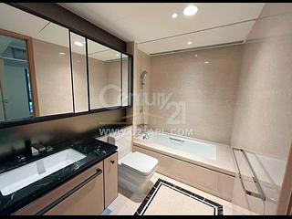 Mid Levels Central - 3, MacDonnell Road 06