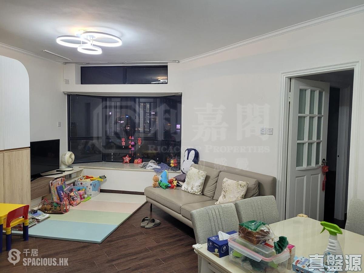 铜锣湾 - 光明台2座 01