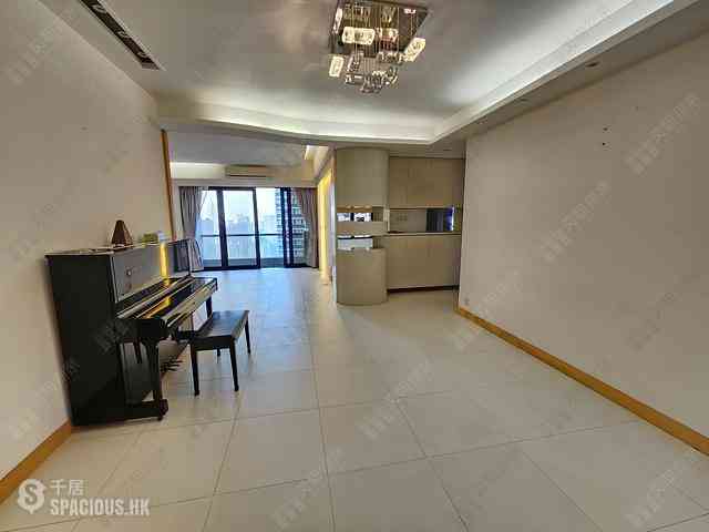 Jardines Lookout - Cavendish Heights Block 7 02