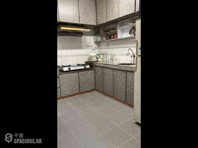 Sai Ying Pun - Po Fung Mansion 03
