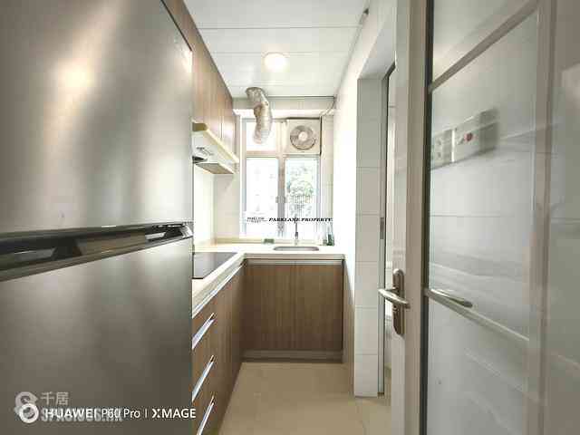Wan Chai - Hung Fat Building 06