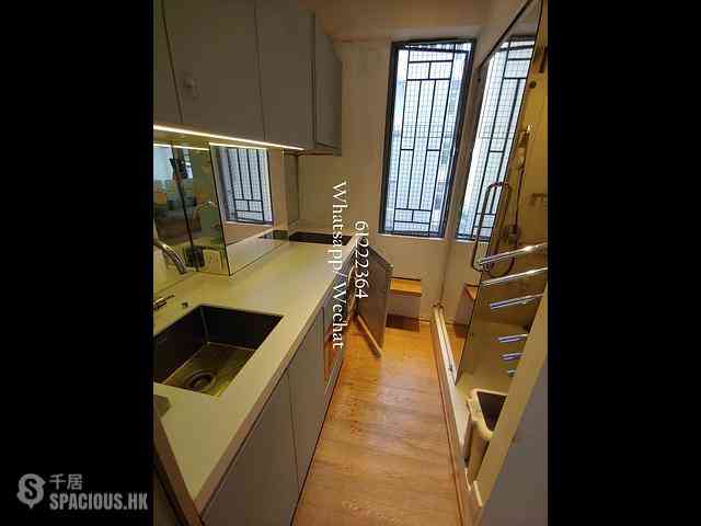 Poho - 138-142, Hollywood Road 11