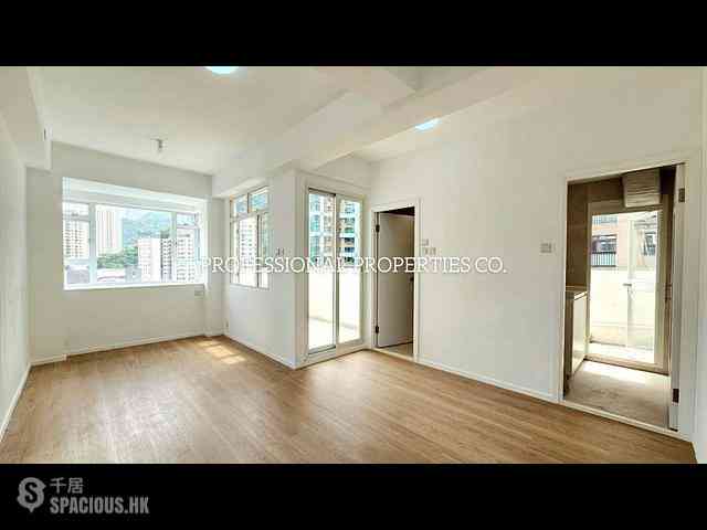 Wan Chai - Vincent Mansion 01
