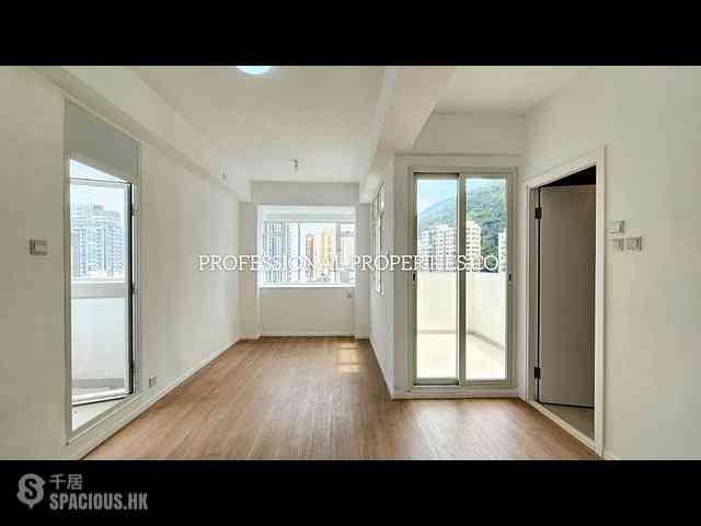 Wan Chai - Vincent Mansion 03