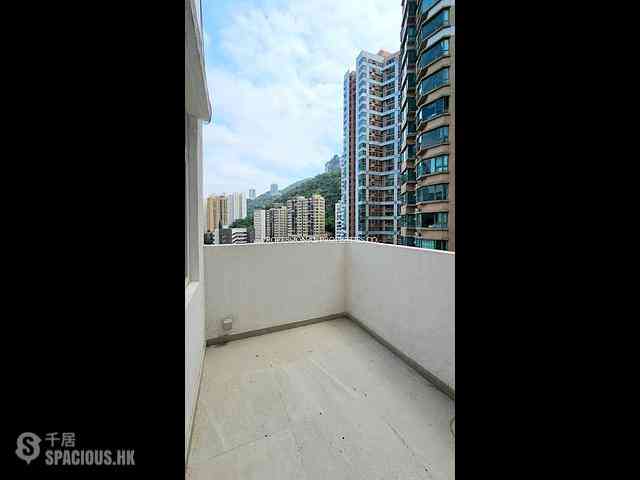 Wan Chai - Vincent Mansion 04