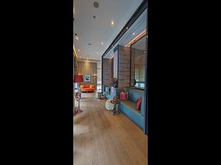 Tai Hang - The Warren 03