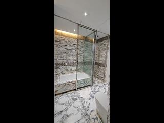Tai Hang - The Warren 12