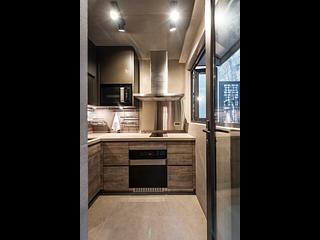 Mid Levels Central - Bonito Casa 04