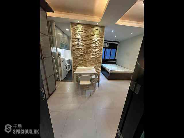 Causeway Bay - Lee Fat Building 03