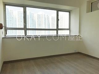 Ap Lei Chau - South Horizons 04