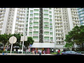Ap Lei Chau - South Horizons 20