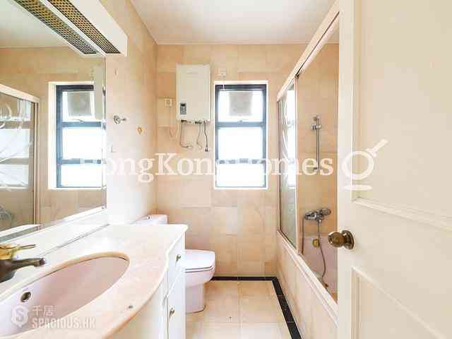 Pok Fu Lam - Baguio Villa Block 48 06