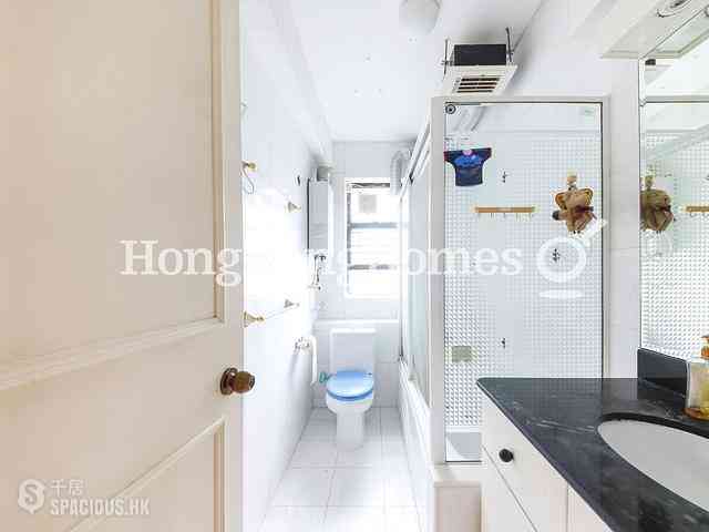 Pok Fu Lam - Baguio Villa Block 48 08