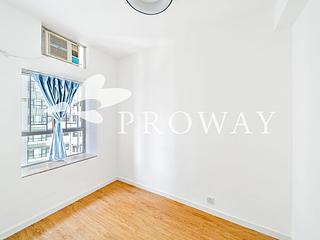Mid Levels Central - Maxluck Court 05