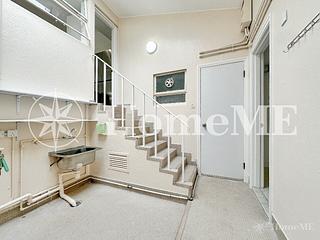 The Peak - Strawberry Hill 11