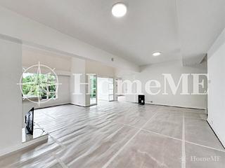The Peak - Strawberry Hill 14