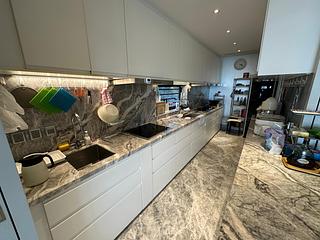Chung Hom Kok - Pinewaver Villas 06