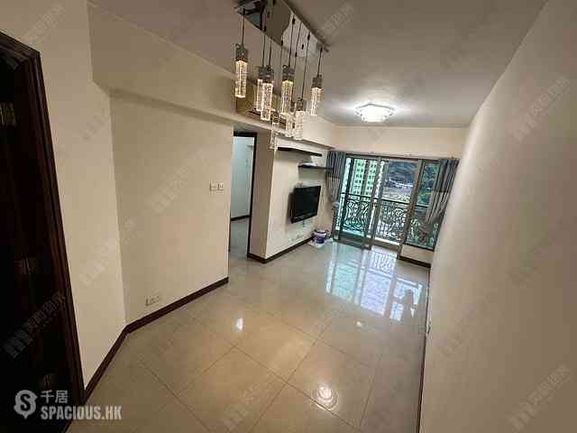 Kennedy Town - The Merton 01