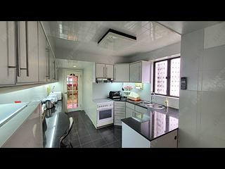 Stubbs Road - Evergreen Villa Block F 05