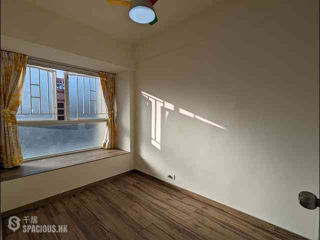 Shek Kong - Seasons Palace 14