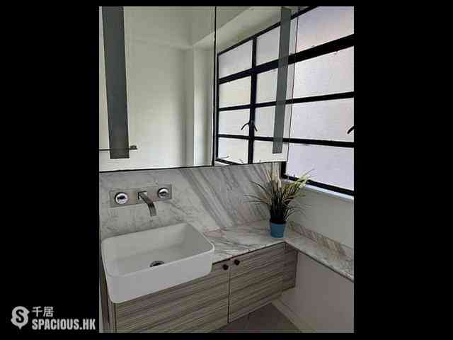 Sai Ying Pun - Fook On Building 03