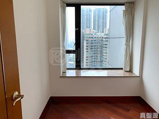 West Kowloon - The Arch Sky Tower (Block 1) 04