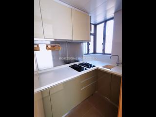 Sai Ying Pun - Island Crest 03