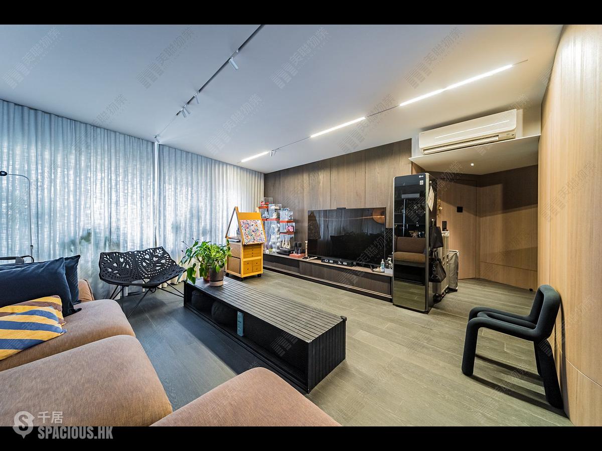 Mid Levels Central - Birchwood Place 01